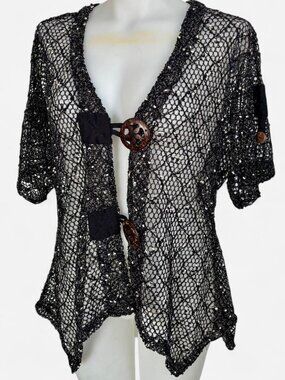 Kaktus black knit short sleeve cardigan with buttons.